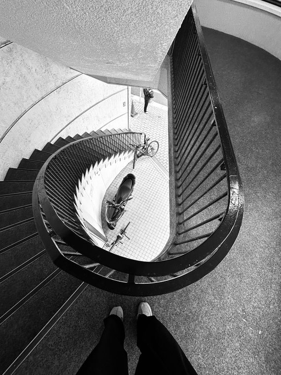 Threshold 22 / Spiral Reflection